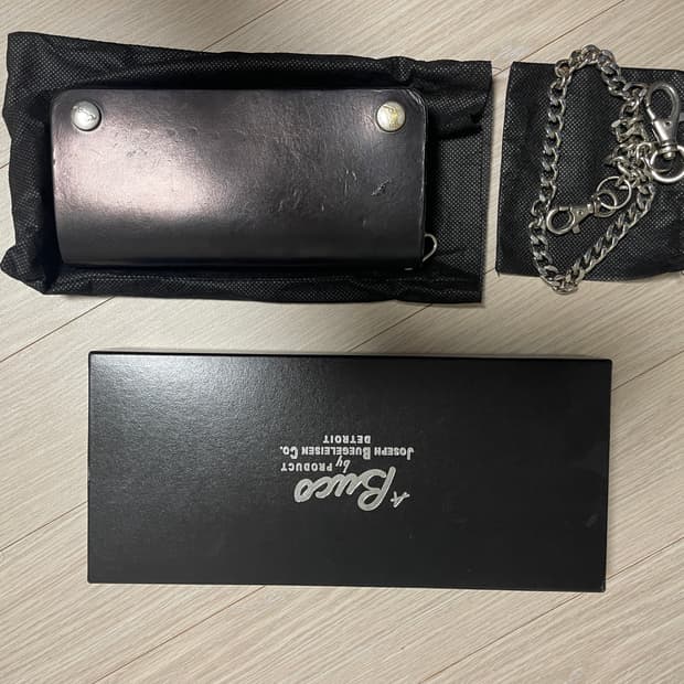 부코 체인월렛
