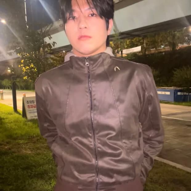 아캄 레더 브라운 2