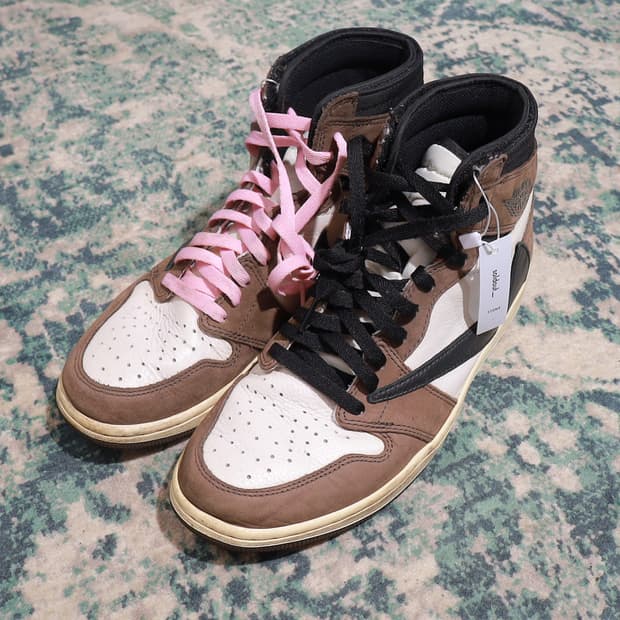 NIKE 나이키 에어조던1 트래비스 스캇 모카 280