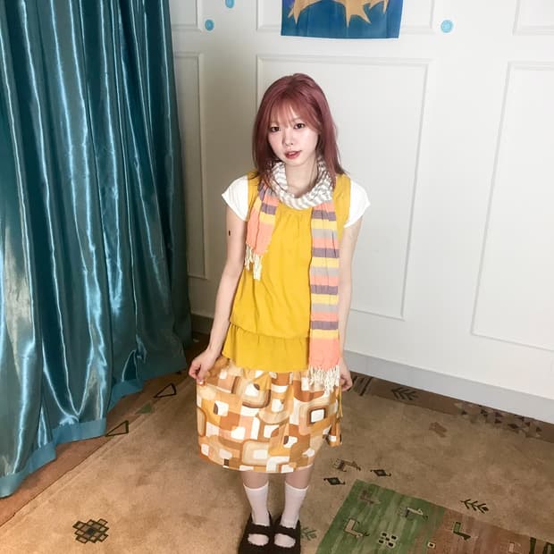 머플러로 색다르게 코디할 수 있는 코디셋𖧧𓂃˖₊💛🐥