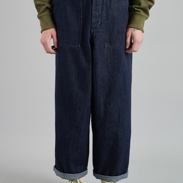 더만(THEMANN) 핀턱 뒷 밴딩 와이드 팬츠 50size