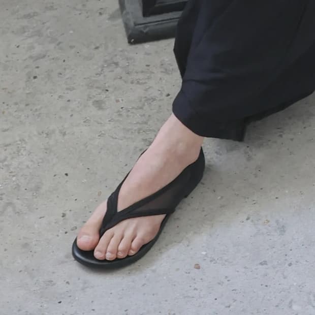 에퓨레 NAV Mesh Sandals 블랙