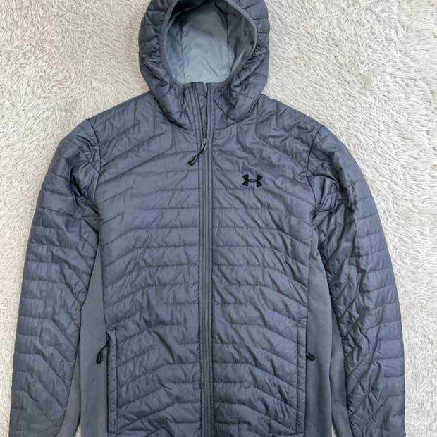 언더아머 경량 패딩/#196