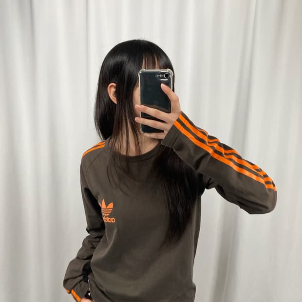 아디다스 오렌지 브라운 롱슬리브