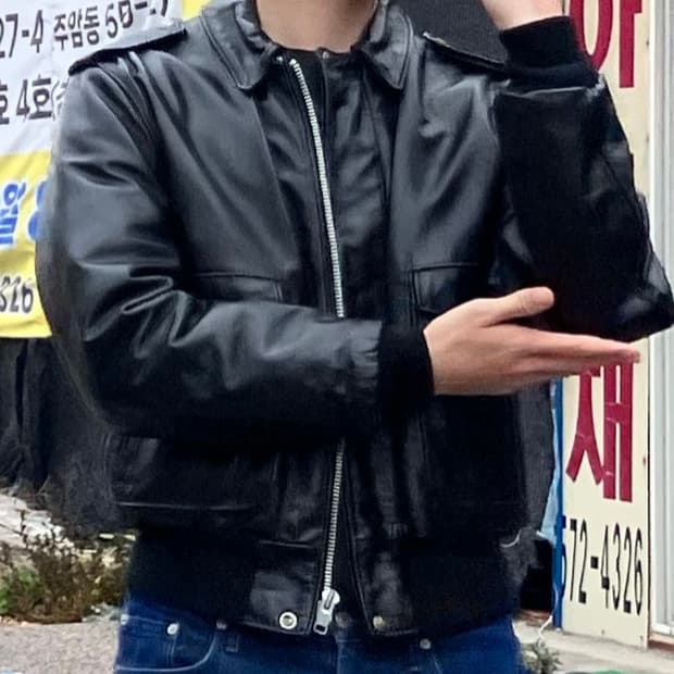 (40) 쇼트 A-2 레더자켓 블랙