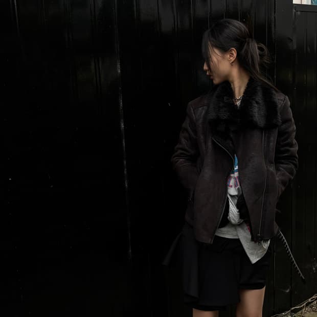 아르마니 익스체인지 무스탕