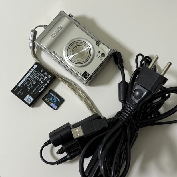 후지필름 Finepix 파인픽스 F11 빈티지 디카 디지털카메라