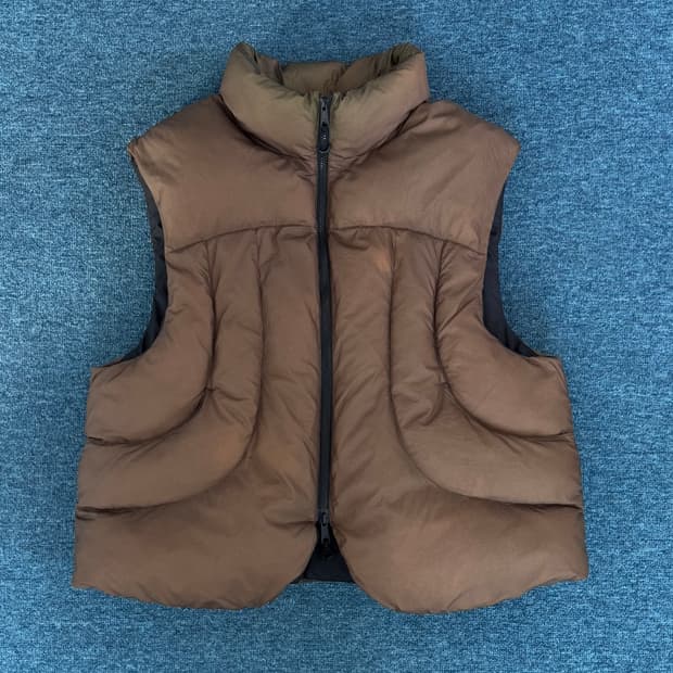 로어즈 패딩조끼