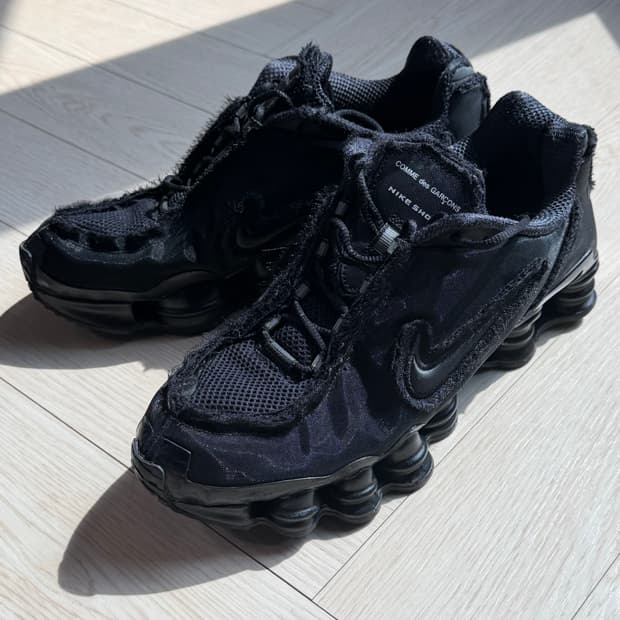 꼼데가르송 나이키 Shox R4 스니커즈 블랙