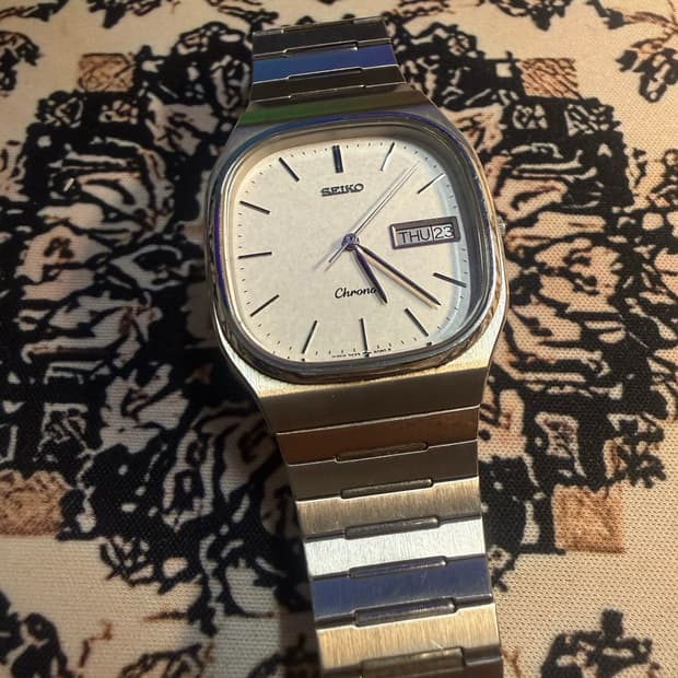 SEIKO 빈티지 쿼츠 시계