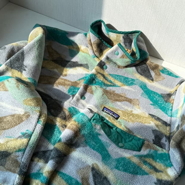 파타고니아 신칠라 연어떼 M