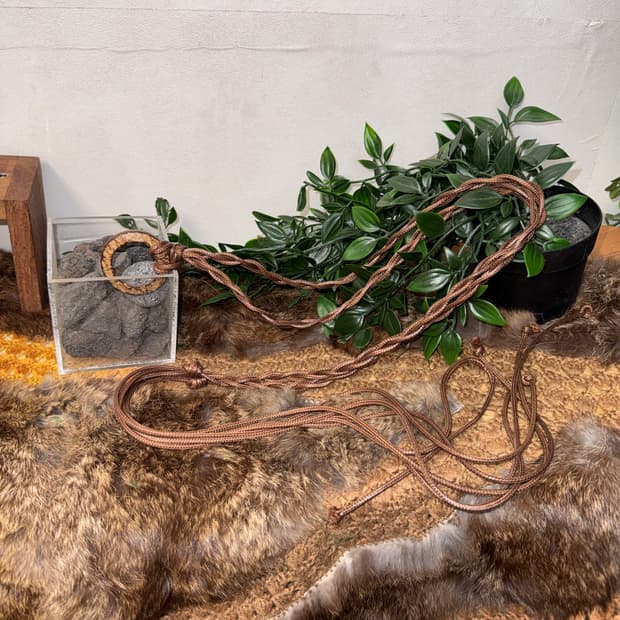 Brown wood ring strap belt