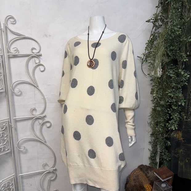 Alice+Olivia dot balloon casemere ops