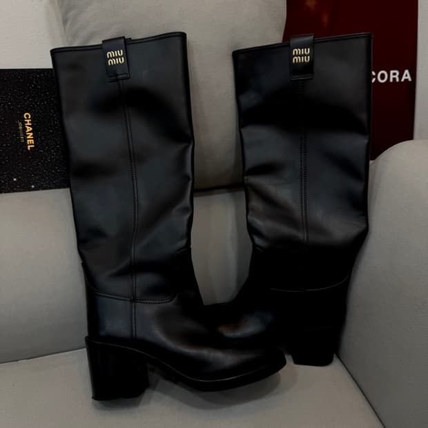 미우미우 장원영 롱부츠 36.5사이즈