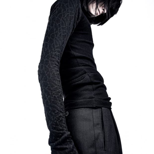 [구매] 커브드 바디 롱슬리브 0 삽니다