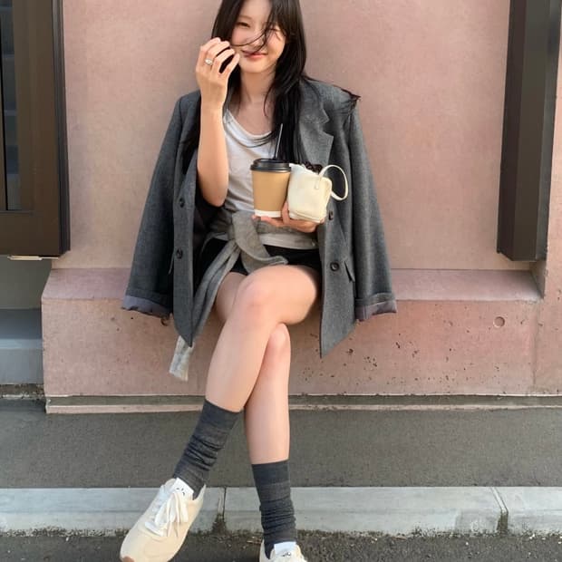 새상품) 알로요가 alo 선셋 스니커즈 샌드스톤 7.5W