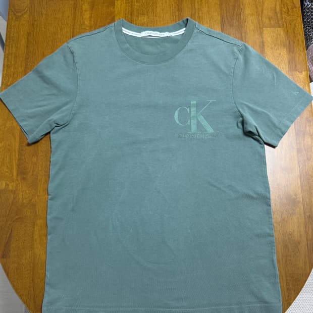 [100] 캘빈클라인 로고 피그먼트 티셔츠 그린