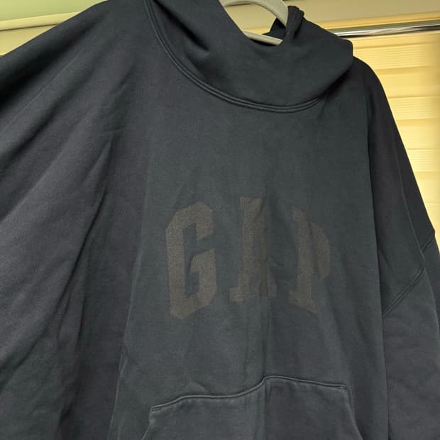 이지갭도브 LAA YZY GAP UNRELEASED DOVE HOODIE