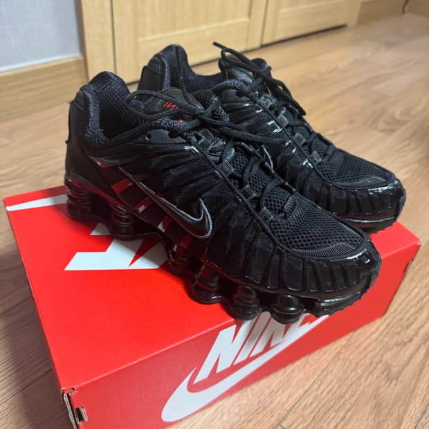 나이키 샥스 TL 250 블랙