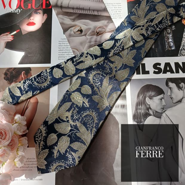 지안프랑코 페레 플라워 페이즐리 넥타이 9.9cm A등급 A19883
