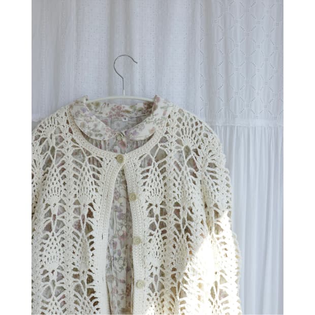 Flower vintage round shirts