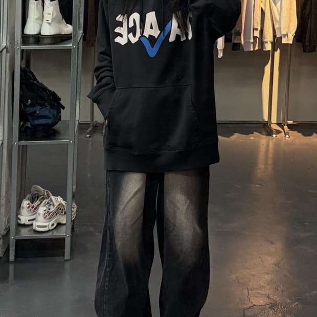 팔라스 컬렉트 후드티 A2212