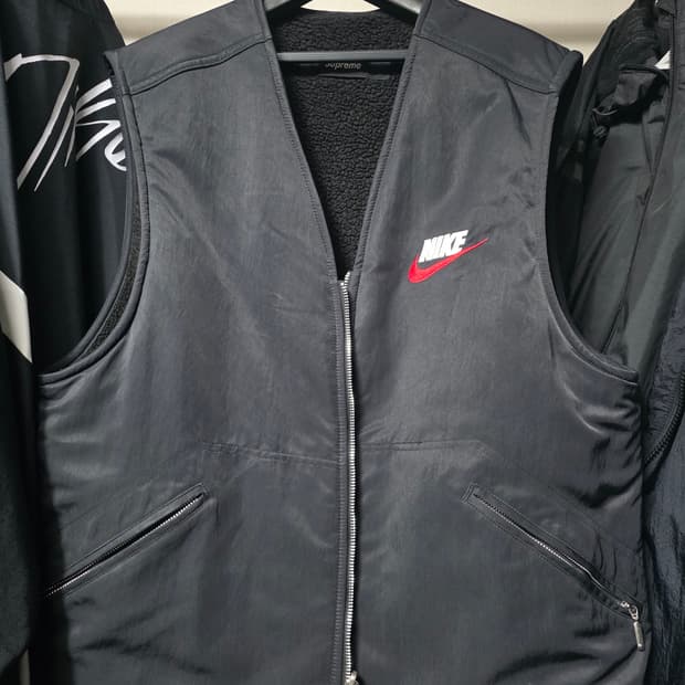 나이키 슈프림 리버시블 베스트