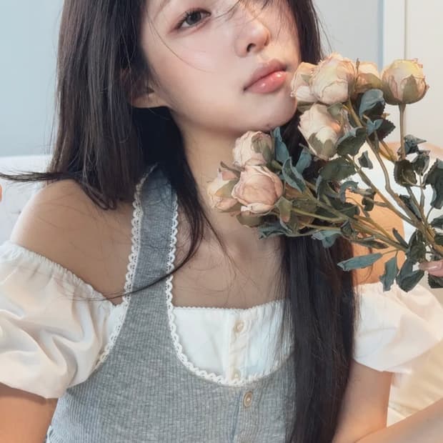 레터즈 레이스 버튼 홀터넥 탑 ( 멜란지그레이 )