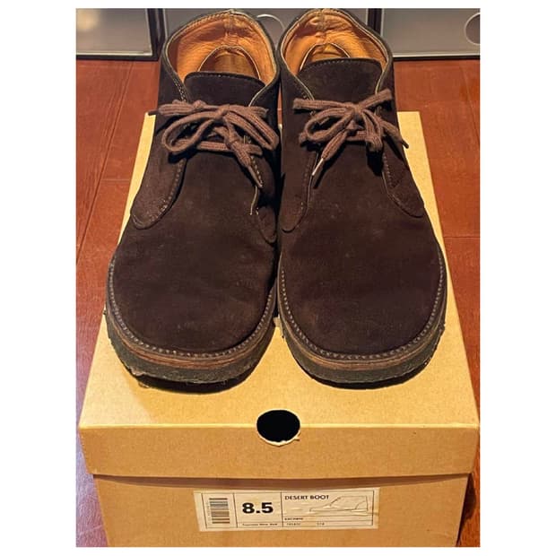 supreme desert boots