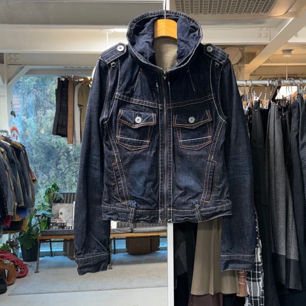 Chelseagarb 하이넥 집업 데님자켓