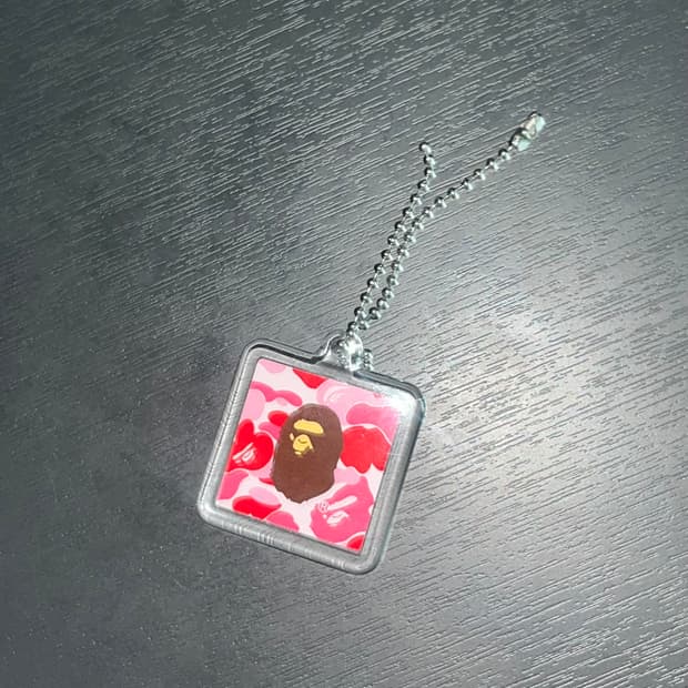 베이프 카모 키링