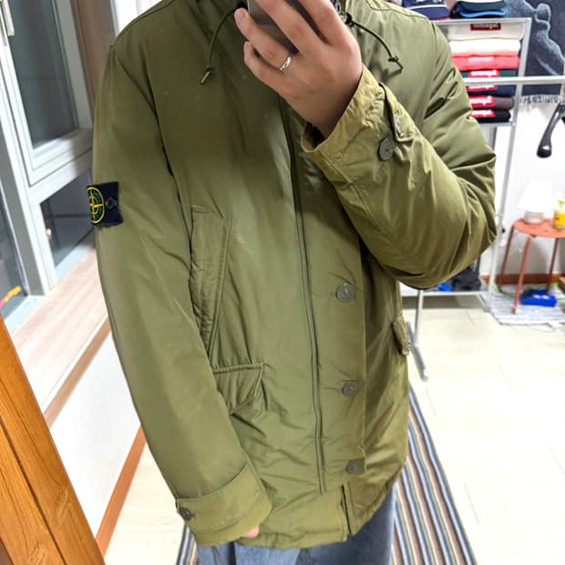 스톤아일랜드 다운 패딩 자켓
