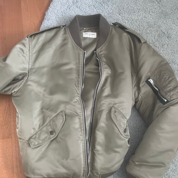 생로랑 / 15 에디 ma1 / 50