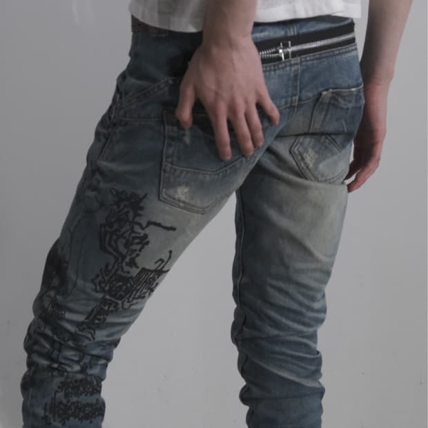 CHIIAGUN PRINTED Capri Jeans