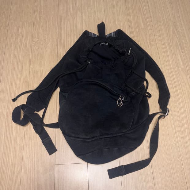 새상품)미스치프 드로우 스트링 더플백 *현재 크림 21만원