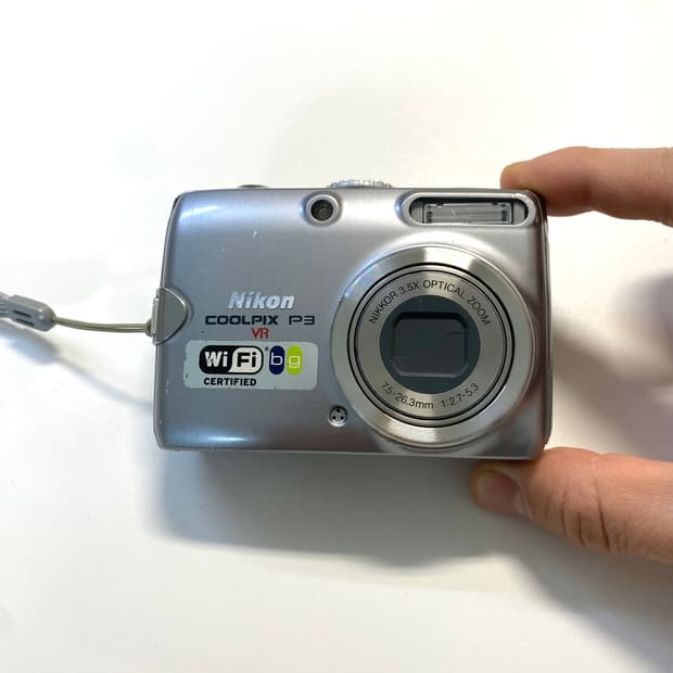 니콘 쿨픽스 P3 디지털 카메라