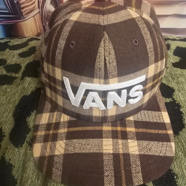 Vans Drop V II 플래드 스냅백 체크 모자