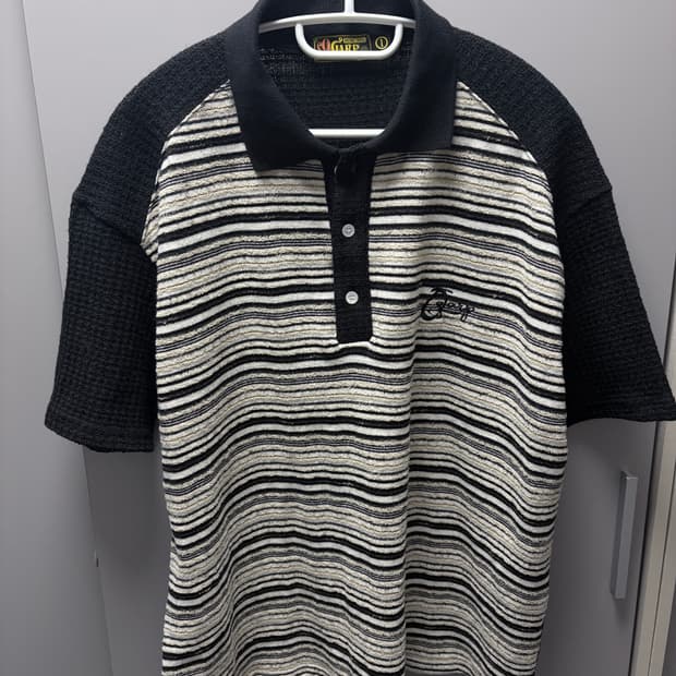 오가프 카라 니트