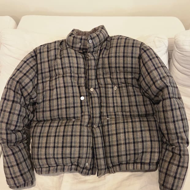 stu 22fw 체크 다운패딩 L사이즈 새상품 컨디션