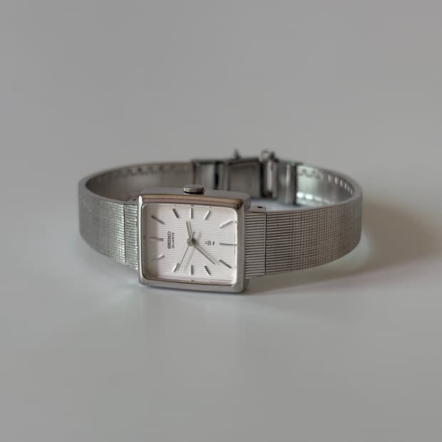 1970s Stripe Square Bracelet Ladies Qz