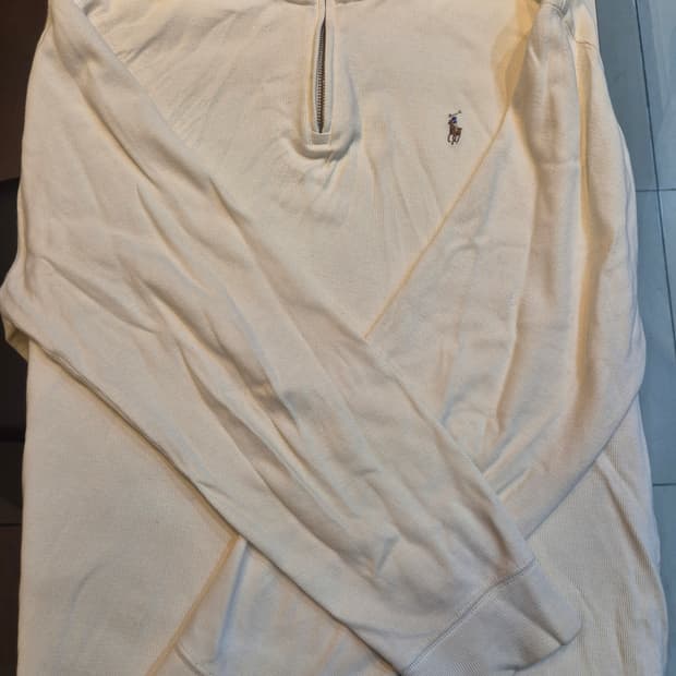 폴로 랄프로렌 하프 집업 스웨터 L 입니다.