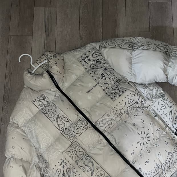 디스이즈네버댓 패딩