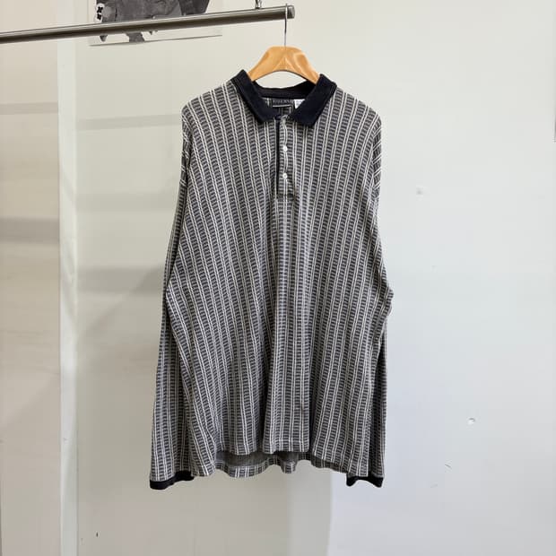 BUGLE BOY 카라티