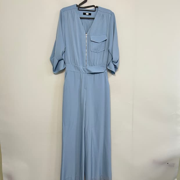 듀엘 점프수트 새상품급
