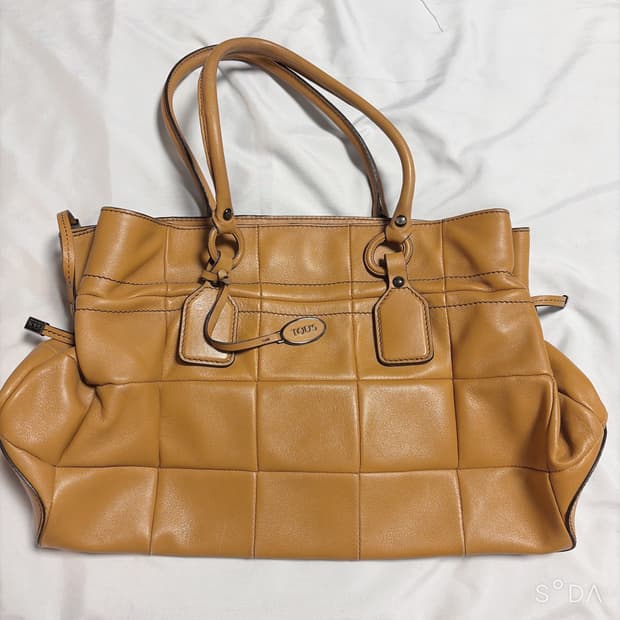 TOD'S 토즈 가죽 퀄팅 토트백 브라운(오렌지)