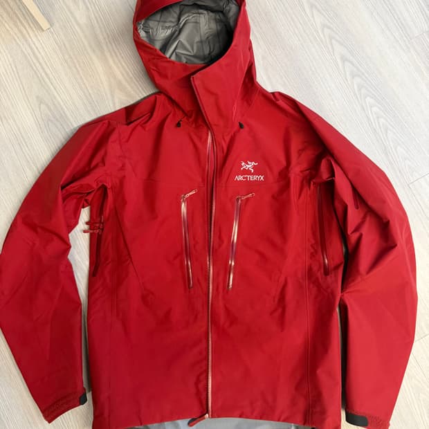 아크테릭스 알파 sv