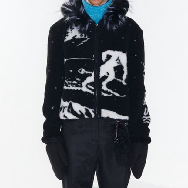 openyy skiing FLEECE HOODIE JACKET 구해요