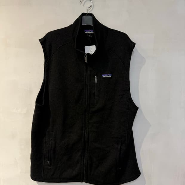 파타고니아 블랙 플리스 조끼