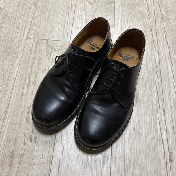 닥터마틴 1461 3홀 스무스 270