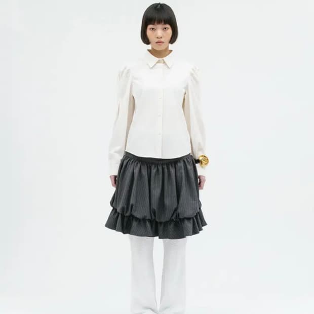 생긴스튜디오 벌룬 셔링 스트라이프 스커트 사이즈 2